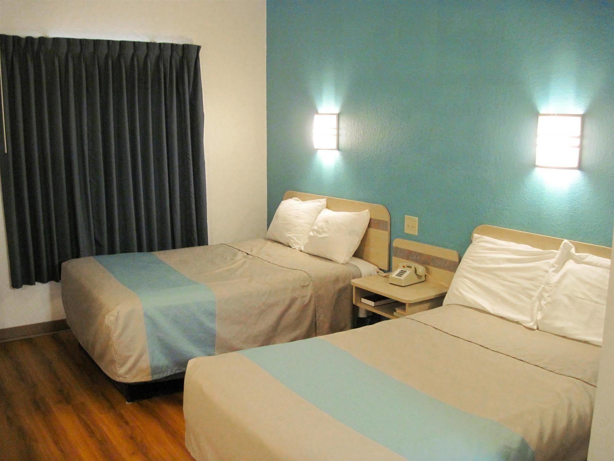 Motel 6-Avoca, Ia Extérieur photo